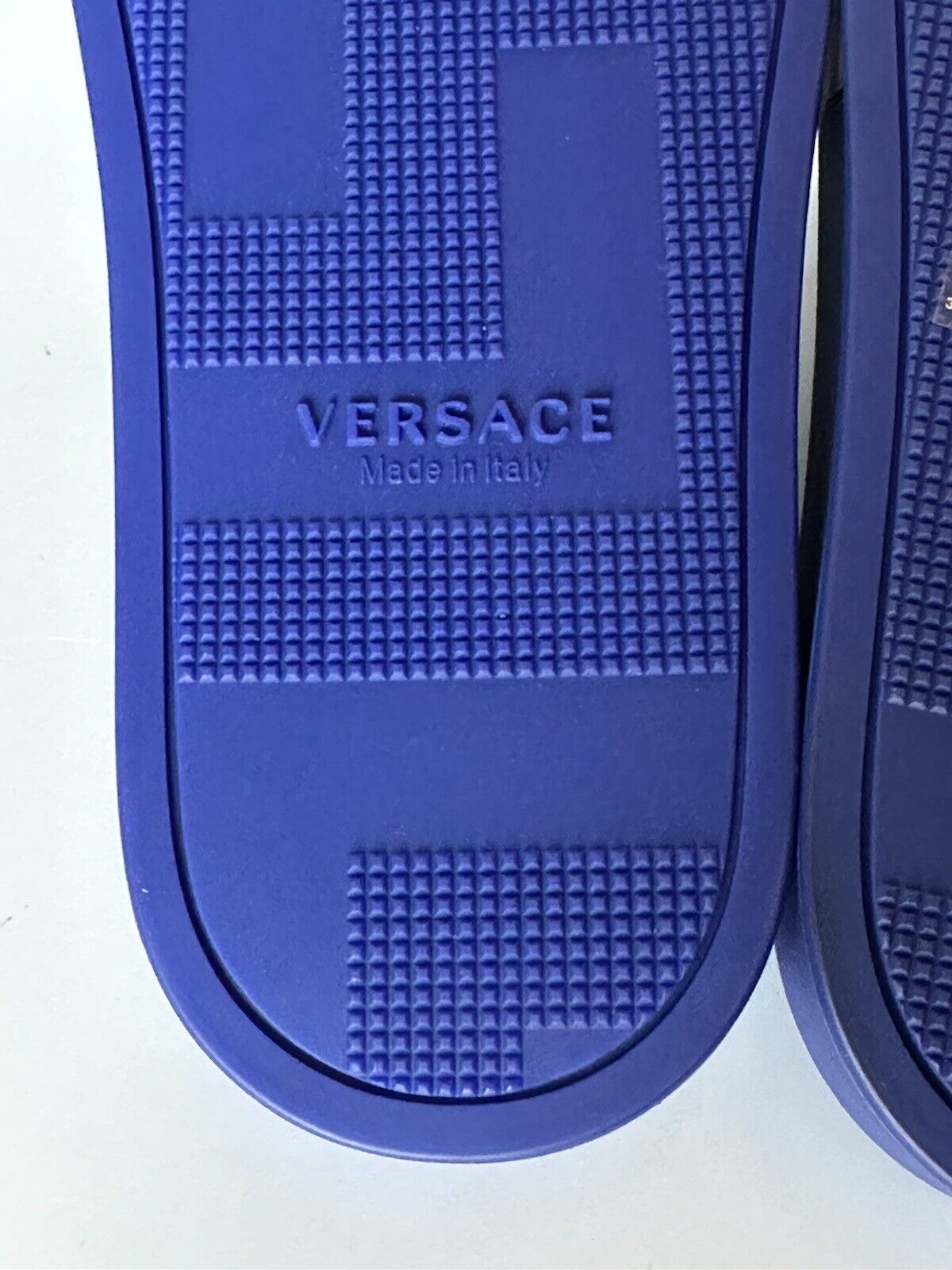 NIB Versace Medusa Head Slides Sandals Lapis 10 US (43 Euro) 1001184 Italy