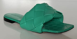 NWT 1350 долларов США Bottega Veneta Зеленые сандалии на плоской подошве Loden Обувь 11,5 США (41,5 ЕС) 608853 