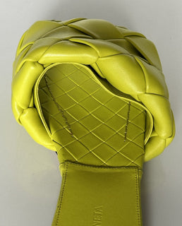 NWT 1350 долларов США Bottega Veneta Желтые лимонные сандалии на плоской подошве 7,5 США (37,5 ЕС) 608853 