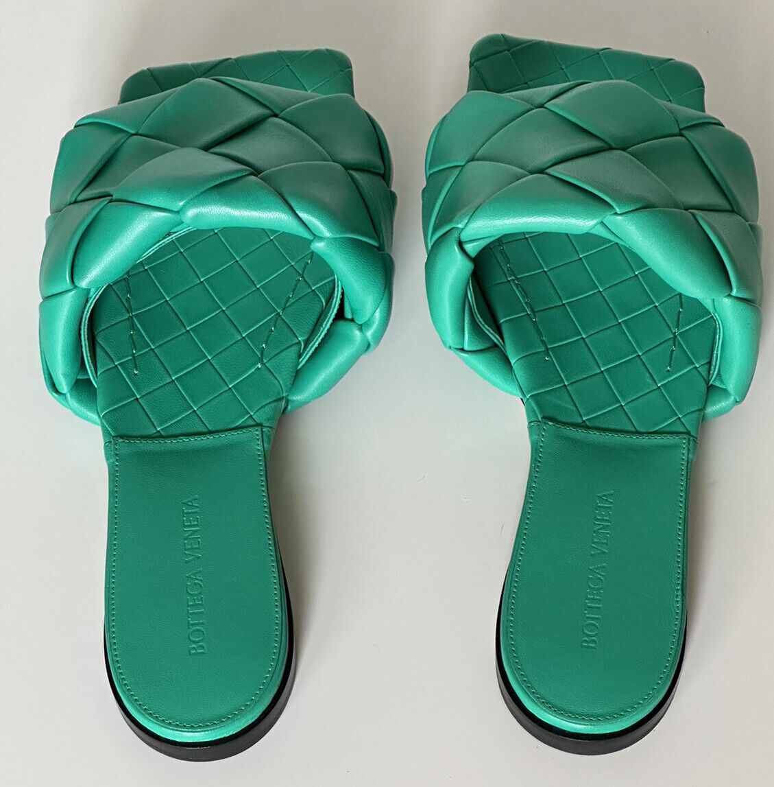 NWT $1350 Bottega Veneta Green Loden Flat Sandals Shoes 8 US (38 Euro) 608853