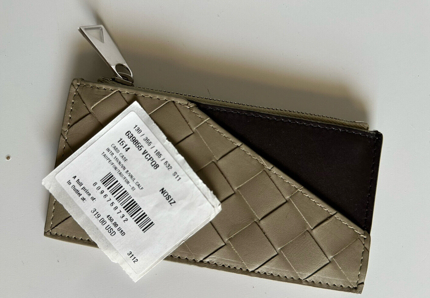 Neu mit Etikett: 450 $ Bottega Veneta Schmales Leder-Geldbörse mit Reißverschluss, langes Intrecciato-Gewebe, Italien