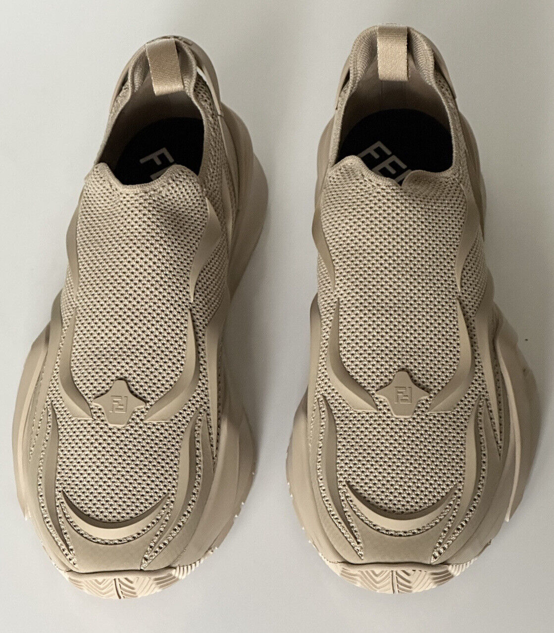 NIB 1050 Fendi Flow Men's Fabric Beige Sneakers 12 US (45 Euro) 7E1504 Italy