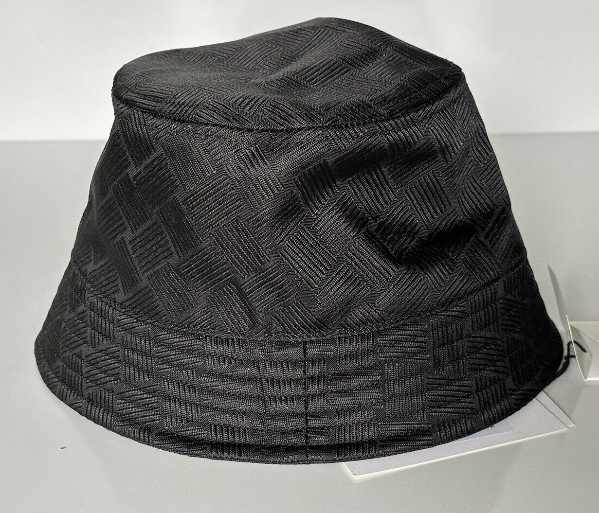 NWT $600 Bottega Veneta Intrecciato Nylon Bucket Hat Black M (57 cm) 687344