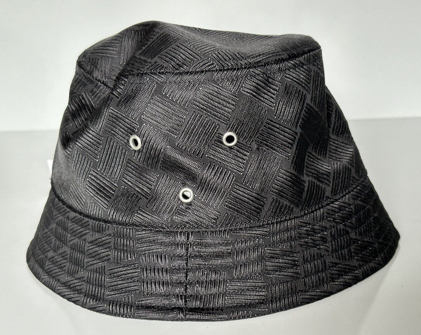 NWT $600 Bottega Veneta Intrecciato Nylon Bucket Hat Black M (57 cm) 687344