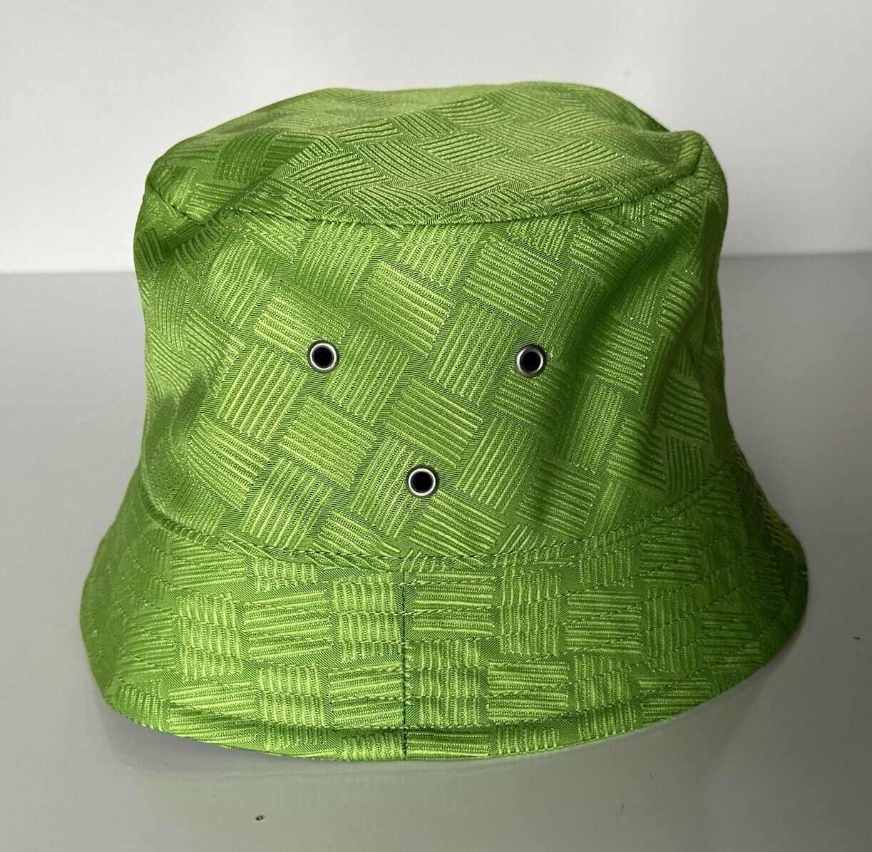 NWT $600 Bottega Veneta Intrecciato Nylon Bucket Hat Green L (60 cm) 687344