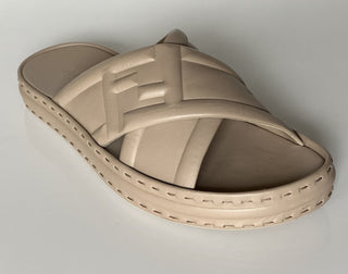NIB Мужские шлепанцы Fendi FF из телячьей кожи 895 долларов США, бежевые 9 US/8UK 7X1501 IT