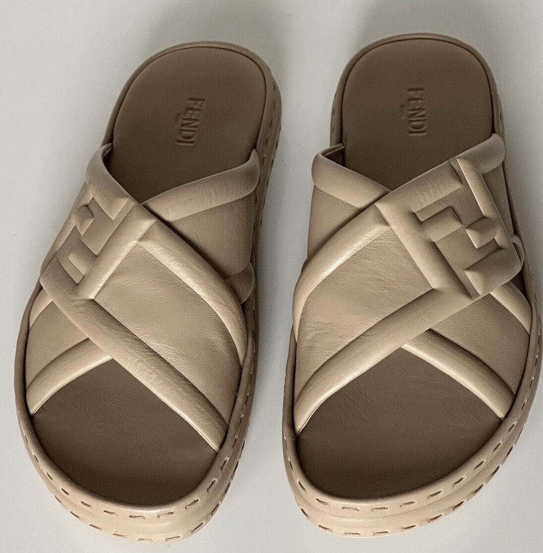 NIB $895 Fendi Men's FF Calf Leather Slide Sandals Beige 9 US/8 UK 7X1501 IT