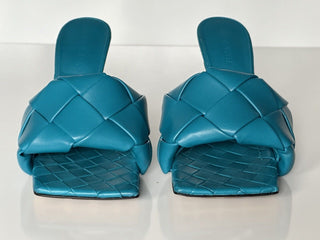 NWT $1500 Bottega Veneta Lido Intrecciato Кожаные сабо винтажные синие 7,5 608854