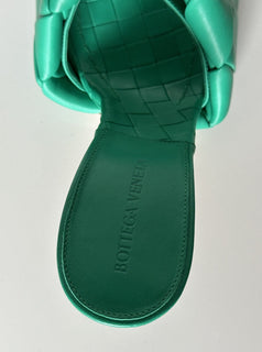 Neu mit Etikett: 1.500 $ Bottega Veneta Lido Intrecciato-Leder-Pantoletten Grün 10 US 608854