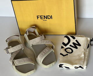 Мужские бежевые сандалии Fendi с ремешком FF 895 долларов США 11 США/ 10 Великобритания Италия 7X1503 