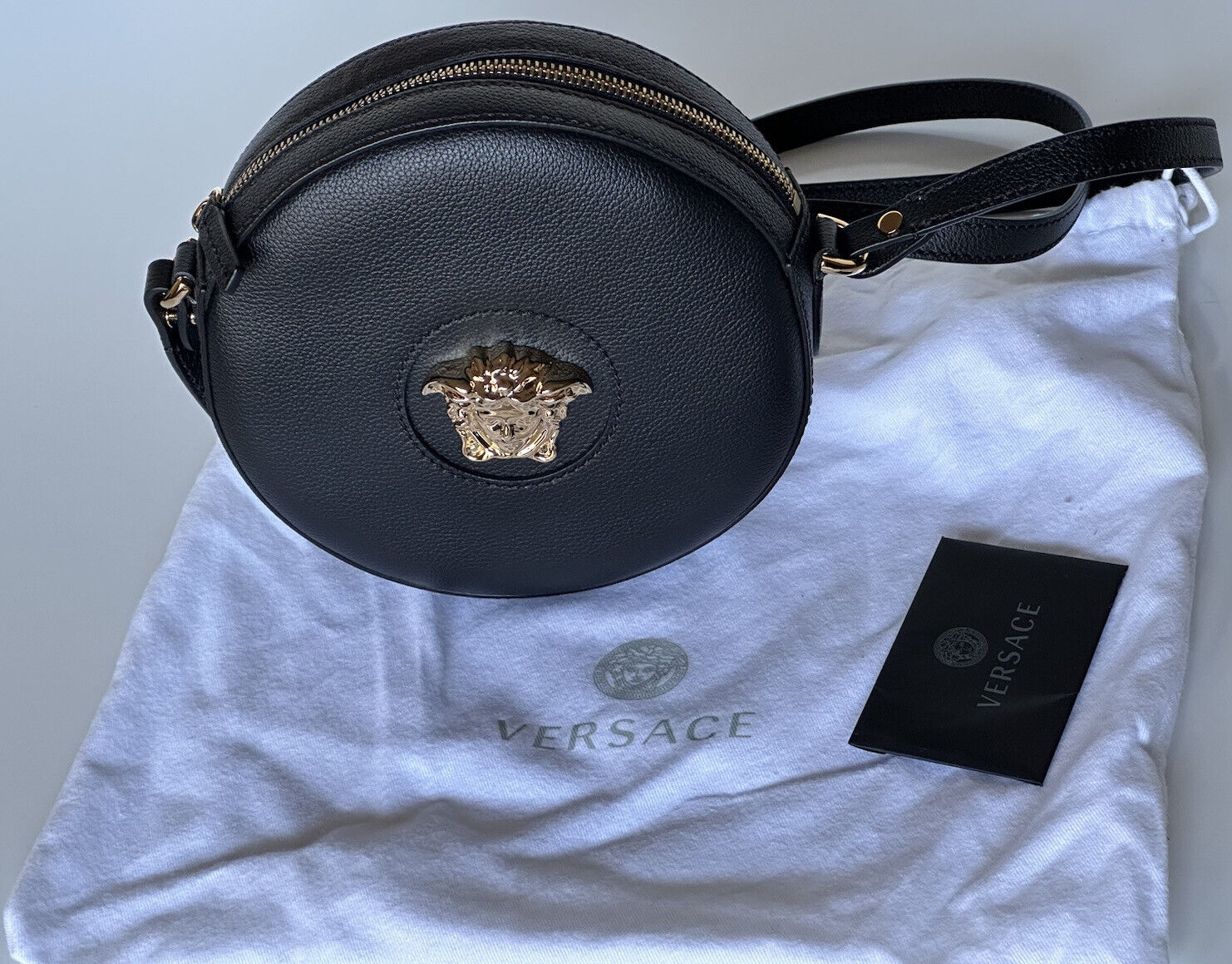 NWT $1295 Versace Medusa Head Calf Leather Round Black Crossbody Bag DVIT3T IT