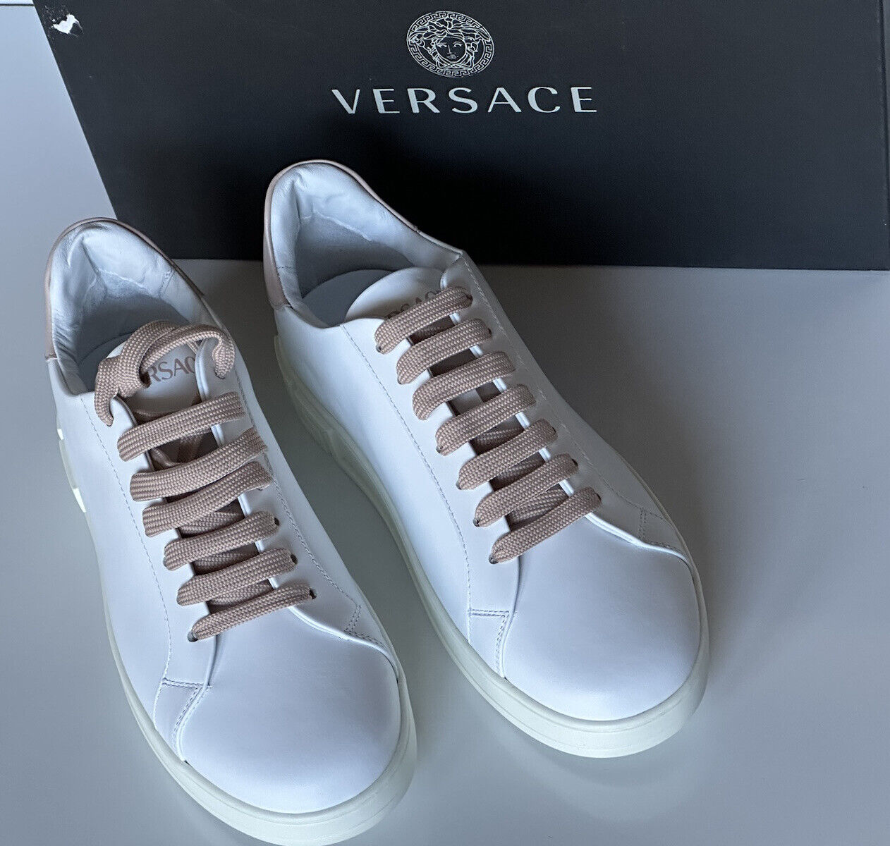 NIB $750 Versace Low Top Women's White Leather Sneakers 10.5 US (40.5) 1008962