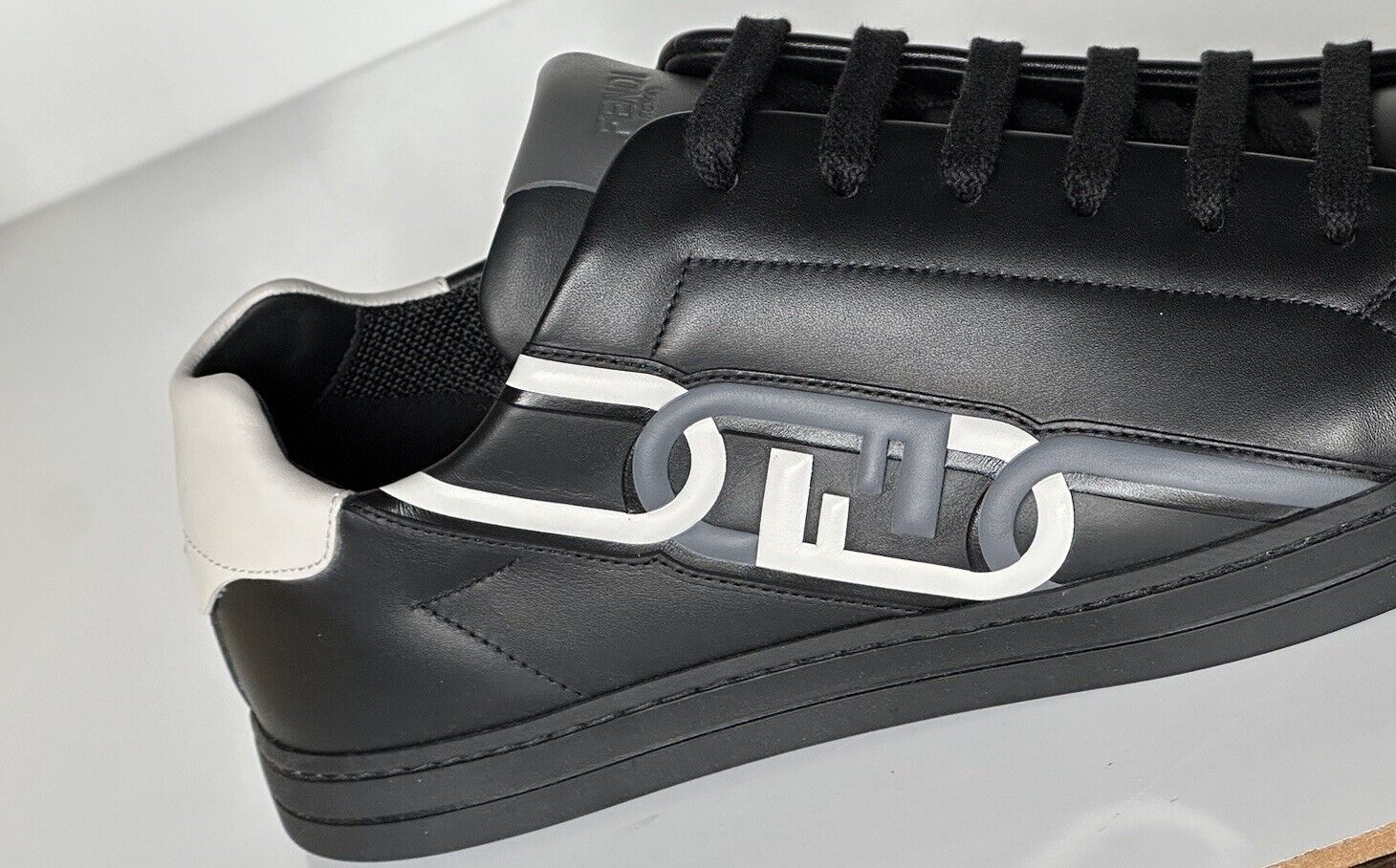 NIB $795 Fendi O’lock Leather Black Sneakers 12 US (45 Euro) 7E1562 Italy