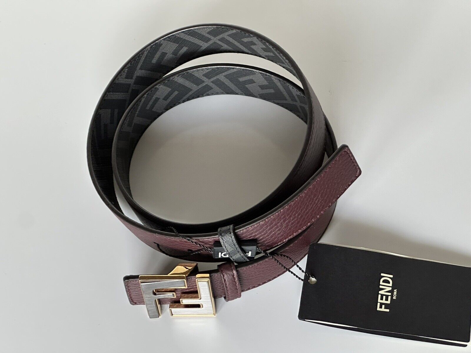 NWT $750 Fendi FF Calf Leather Granite/Black&Grey Reversible Belt 105/42 7C0480
