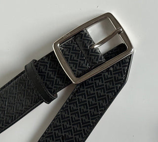 NWT $590 Ремень Fendi FF Logo из телячьей кожи черный/серый 115/46 Италия 7C0434 