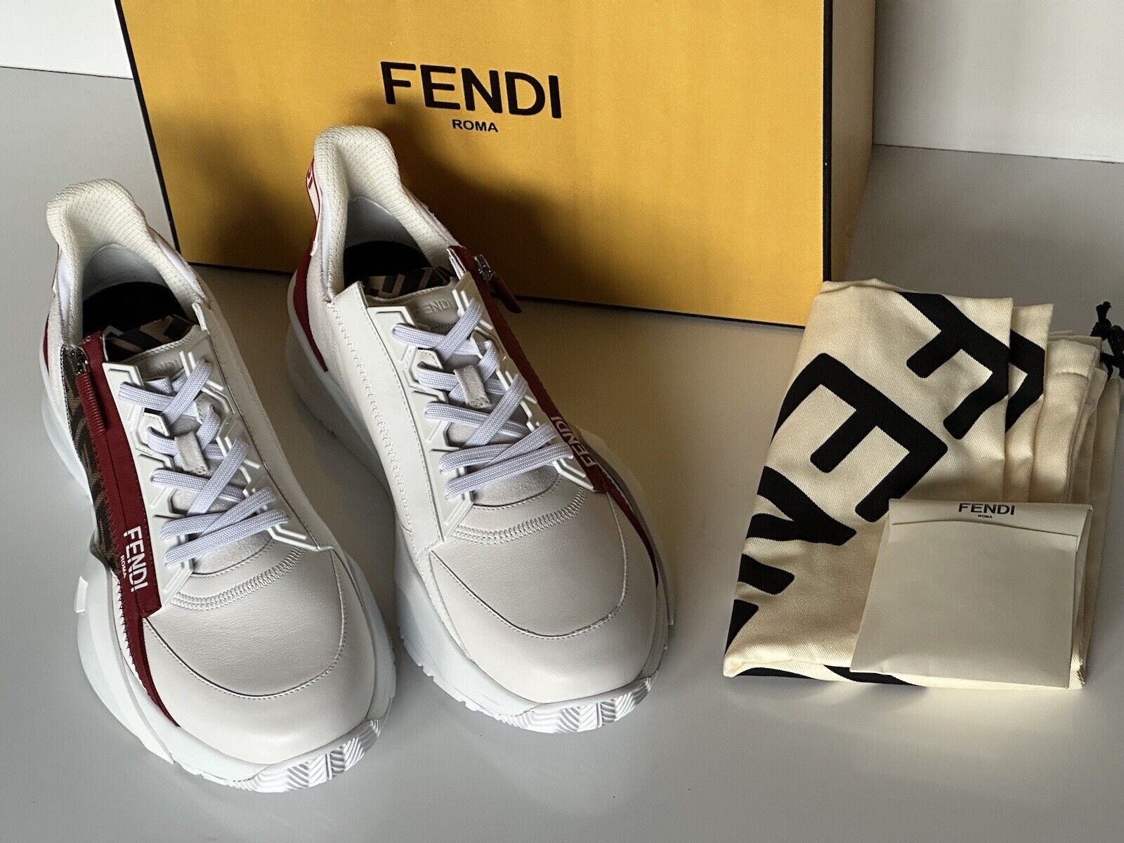 NIB 995 $ Fendi Flow Herren-Ledersneaker Weiß 13 US (46 Euro) 7E1392 Italien
