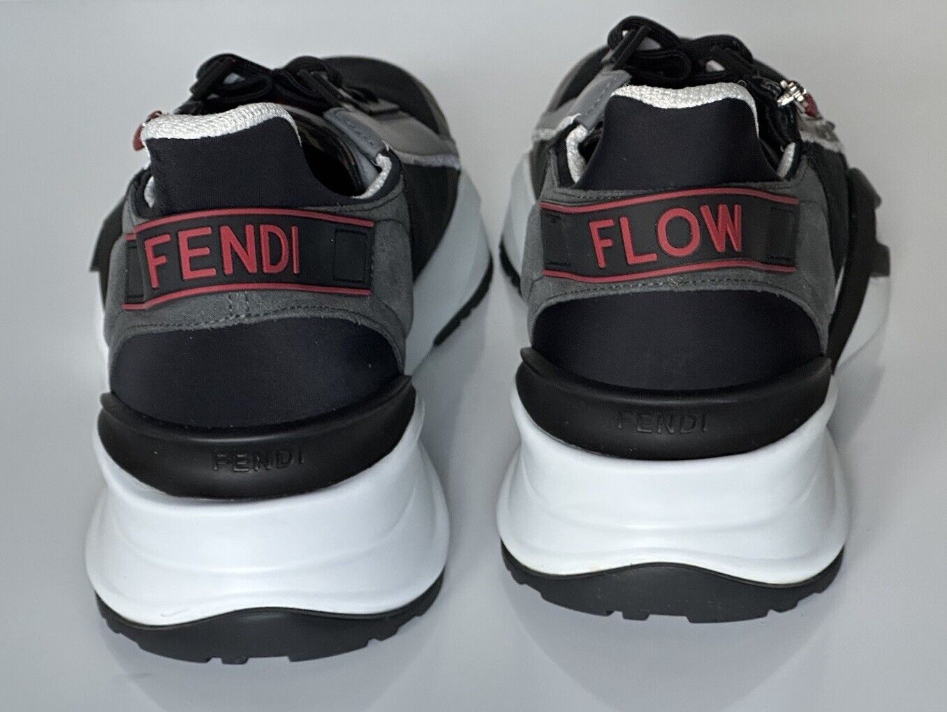 NIB 930 $ Fendi Flow Herren-Sneaker aus Leder/Stoff Schwarz 11 US (44 Eu) 7E1392 IT