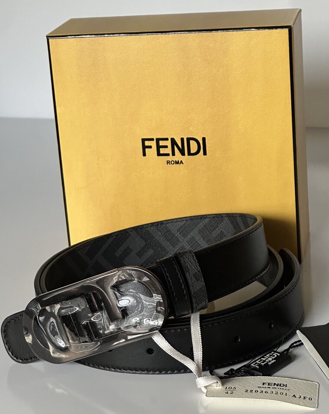 NIB $630 Fendi FF O’lock Leather Reversible Black/Grey Belt 105/42 Italy 7C0475