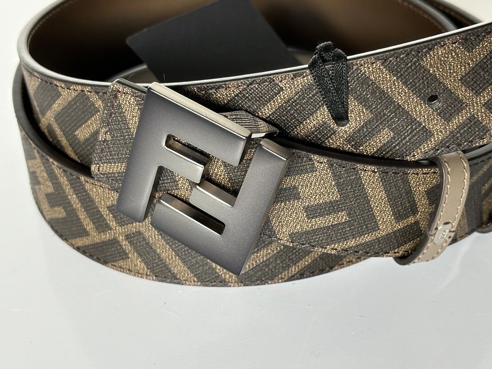 NIB 630 $ Fendi FF Kalbsleder Tartufo/Schwarz&amp;Braun Wendegürtel 105/42 7C0468 