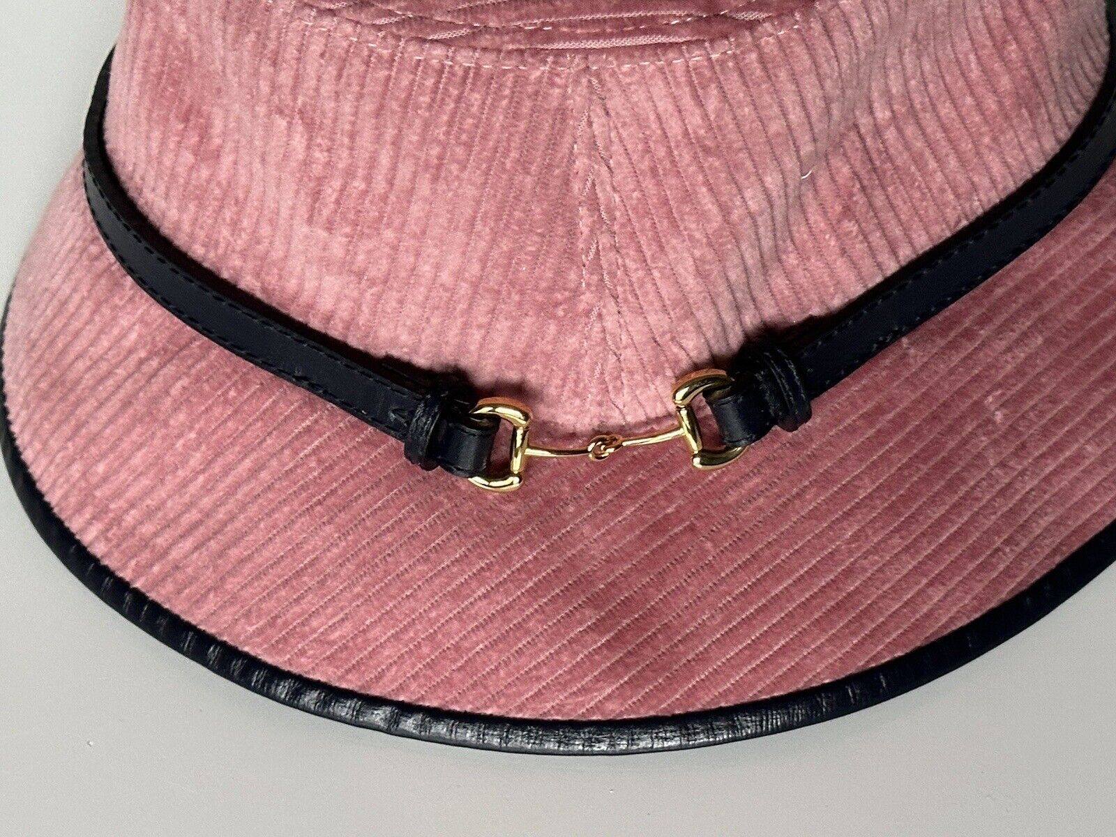 NWT $430 Gucci Women's Pink Velvet Corduroy Bucket Hat M (57 cm) 679425 Italy
