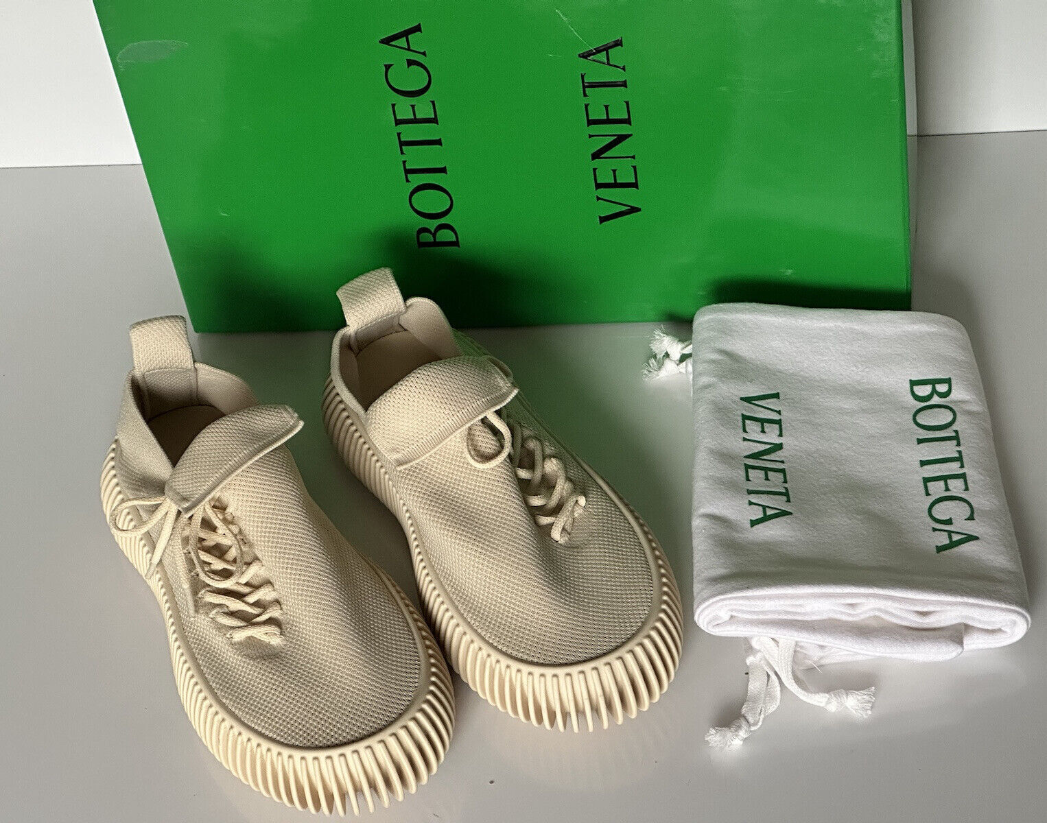 NIB 920 $ Bottega Veneta Tech Knit Cane Sugar Sneakers für Herren 11 US (44 Eu) 690112 