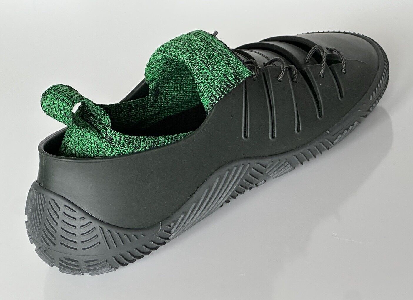 NIB $750 Bottega Veneta Tech Knit Rubber Green Climber Sneakers 9 US 658725 IT