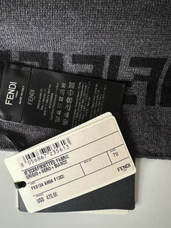 СЗТ 470 долларов США Fendi FF Logo Вязаный шерстяной шарф черного/серого цвета, 12 Ш x 73,5 л FXS124 Италия 
