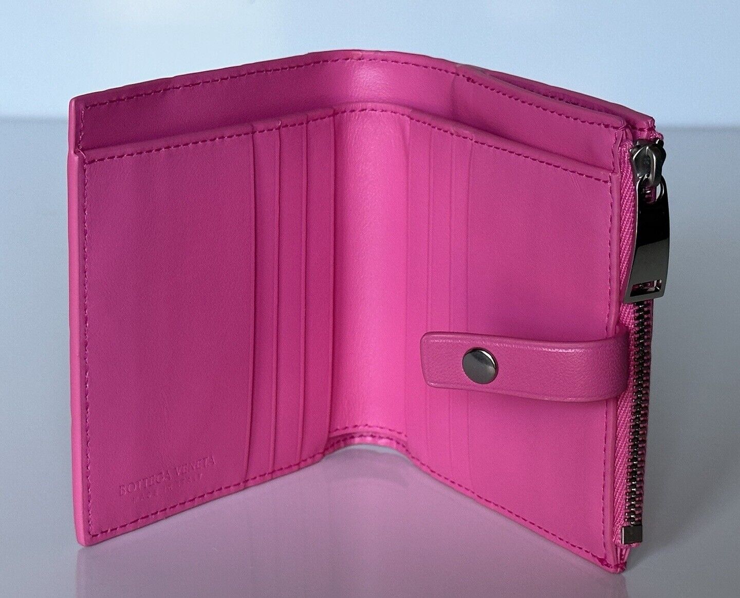NWT $630 Bottega Veneta Intrecciato Napa Кожаный кошелек на молнии Розовый IT 600270 