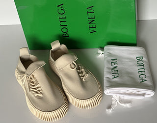 NIB $920 Bottega Veneta Men's Tech Knit Cane Sugar Sneakers 8 US (41 Eu) 690112