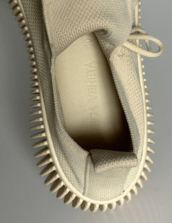 NIB $920 Bottega Veneta Men's Tech Knit Cane Sugar Sneakers 8 US (41 Eu) 690112