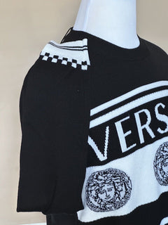 NWT Versace Medusa Logo Wool Knit Sweater Black 40 US (50 Eu)  Italy A86467