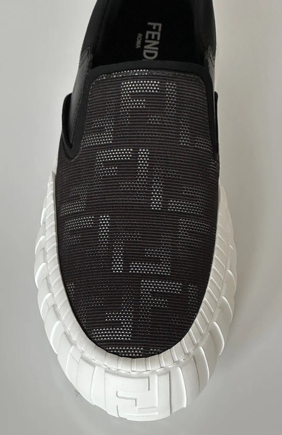 NIB $750 Fendi FF Logo Fabric/Leather Black Sneakers 8 US (Fendi 7) 7E1454 Italy