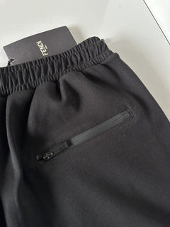 NWT $920 Fendi FF Casual Shorts Black Size 32US (48 Euro) FAB564 Italy