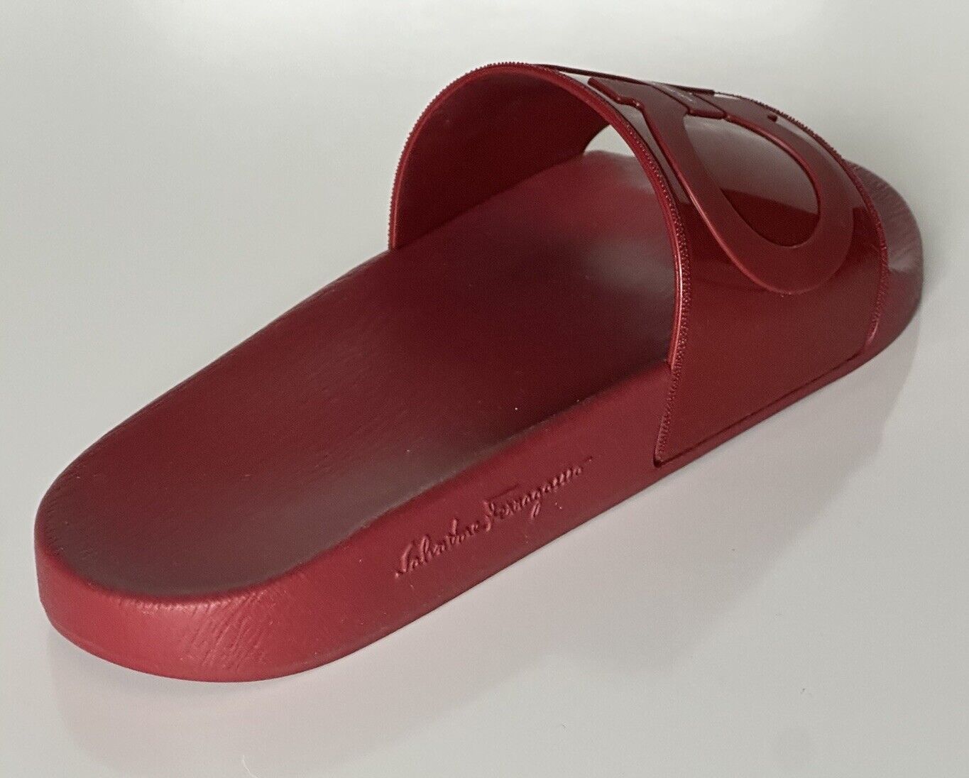 NIB Salvatore Ferragamo Groove Men's Rubber Slide Sandals Red 10 US 0751899 IT