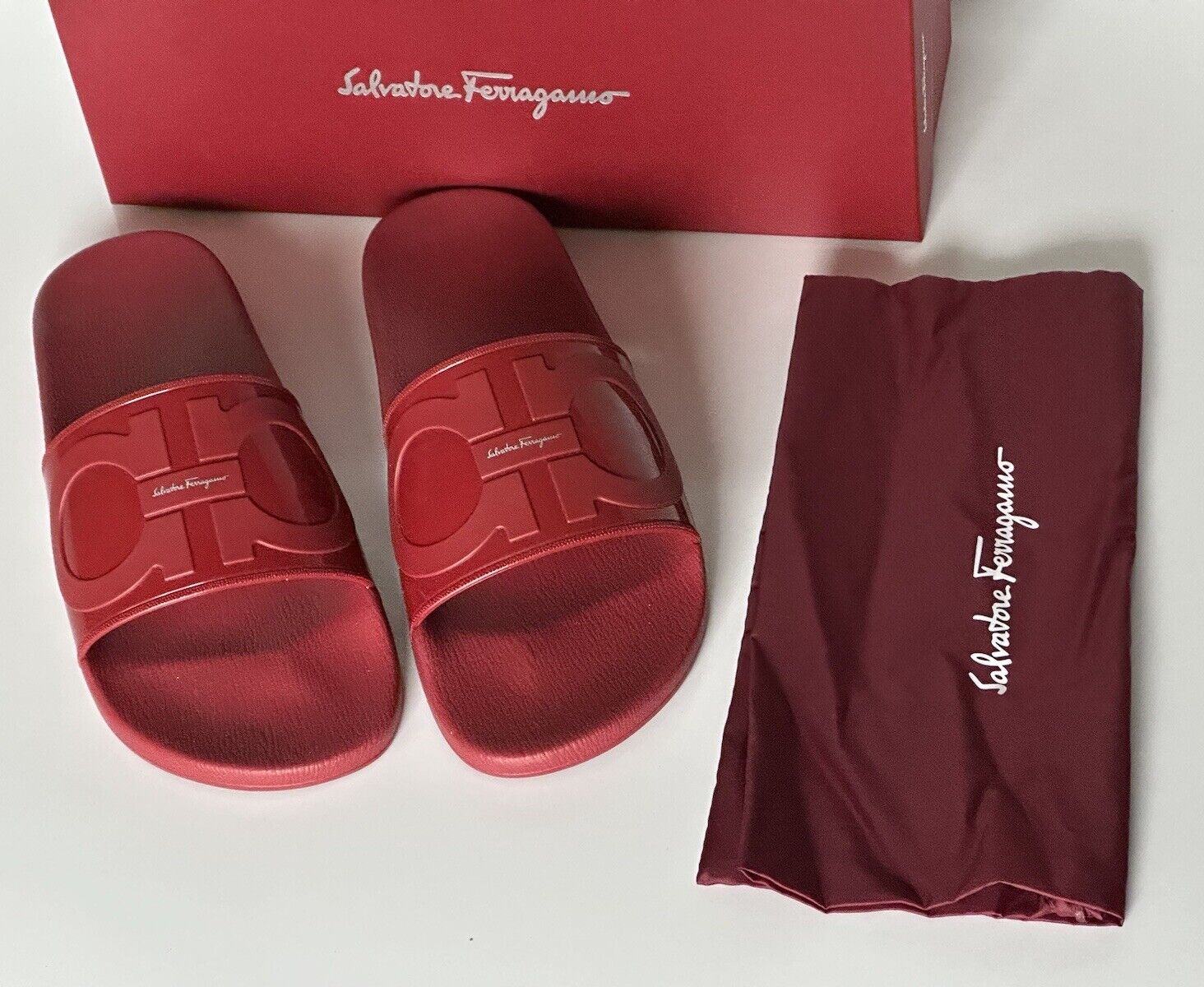 NIB Salvatore Ferragamo Groove Men's Rubber Slide Sandals Red 10 US 0751899 IT