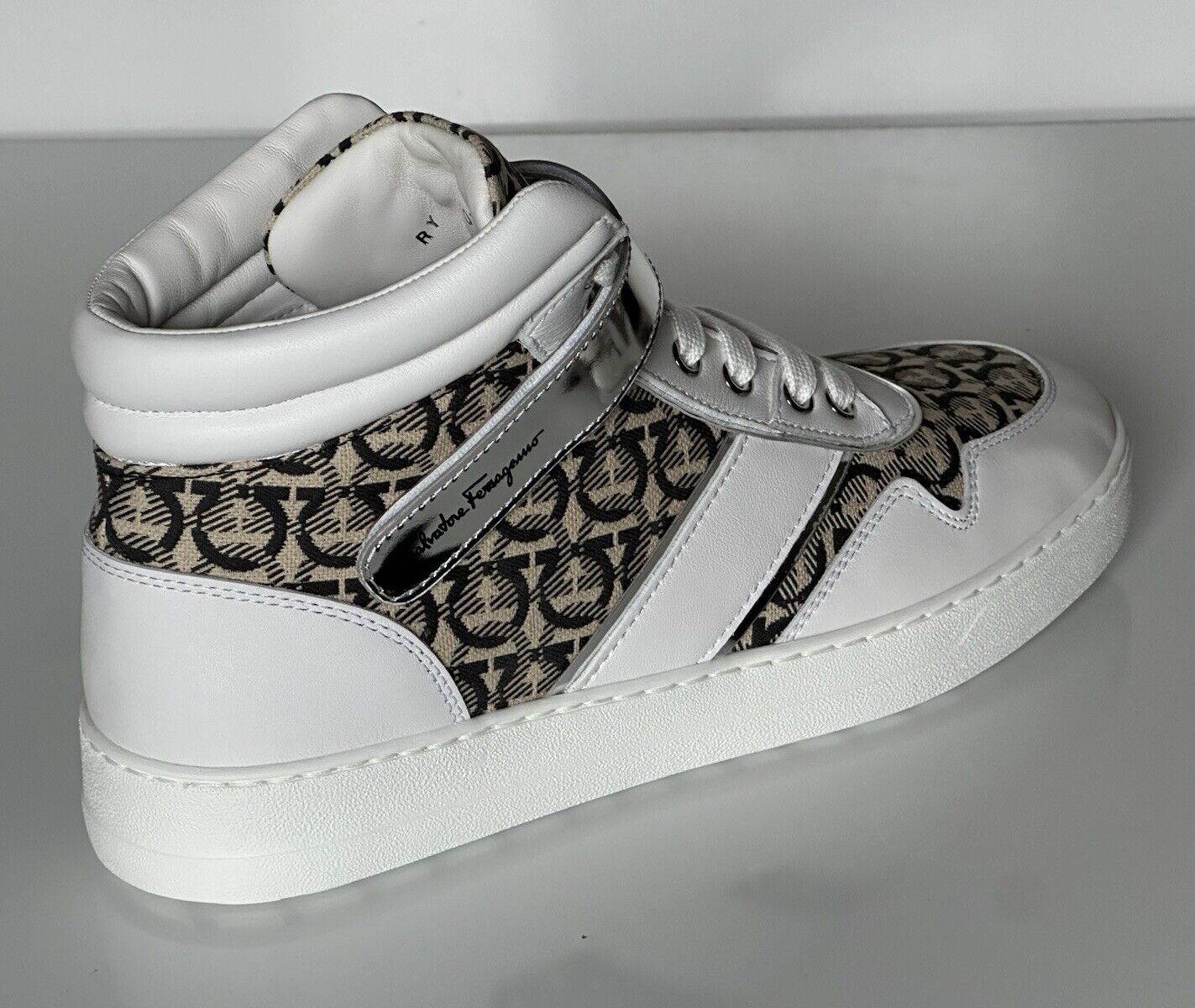 NIB Salvatore Ferragamo High Top Sneakers White/Beige Size 11 US 0751247 Italy