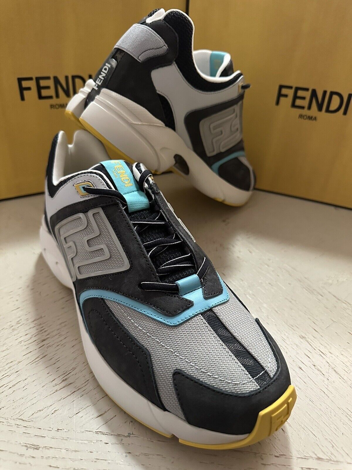 NIB $1100 Fendi Men’s FF Logo Leather/Fabric Sneakers 10 US/9 UK 7E1555 Italy