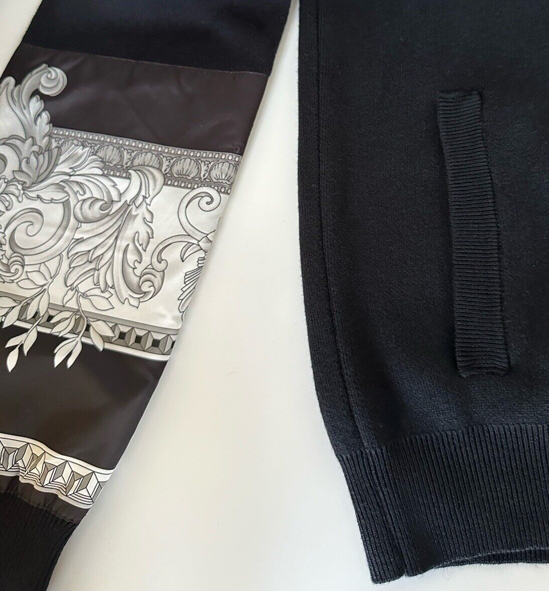 NWT $1750 Versace Renaissance Mens Cotton/Wool Knit Jacket Black 54 1012544