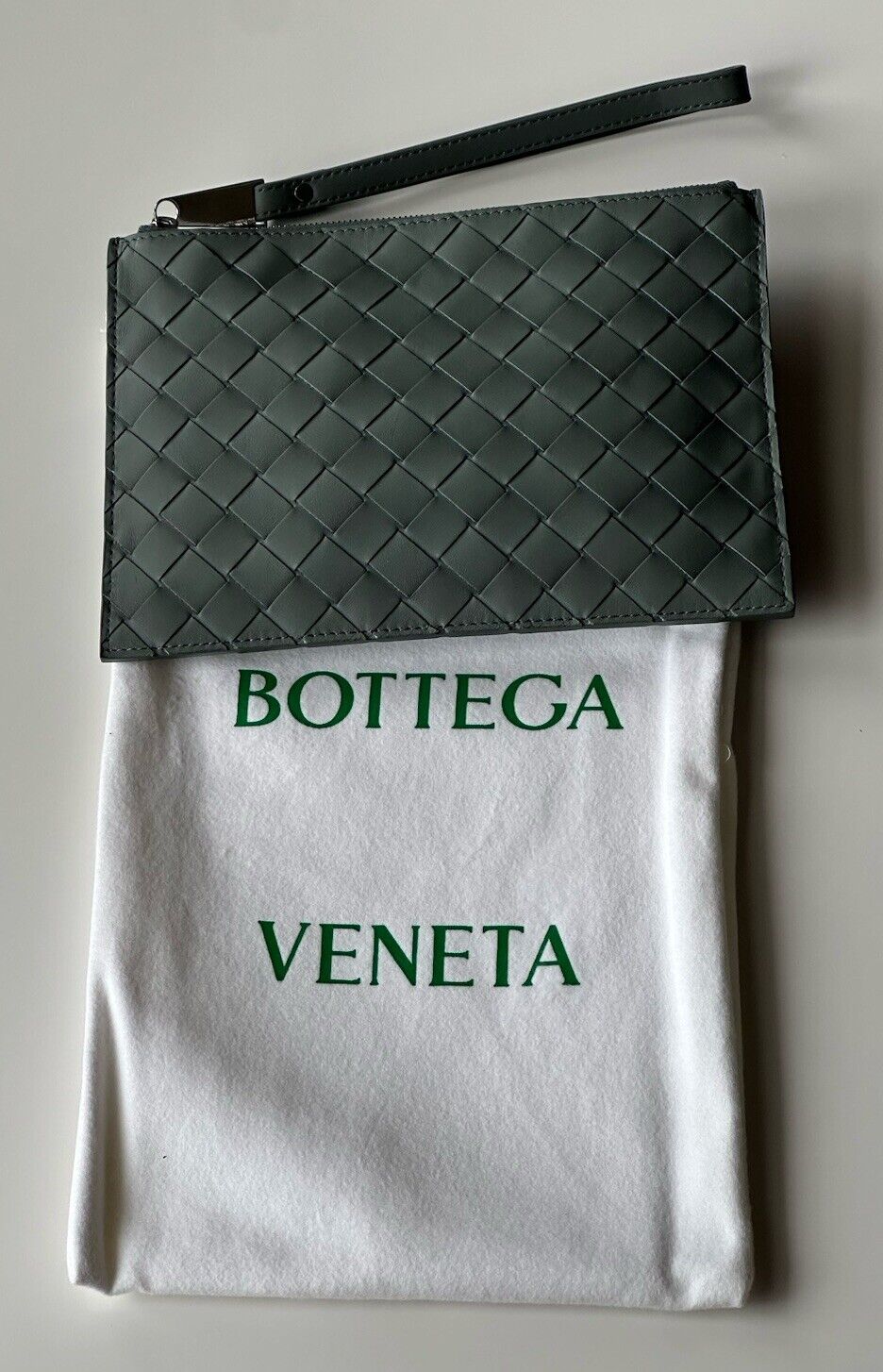 New $1000 Bottega Veneta Intrecciato Leather Pouch Case Slate 592643 Italy