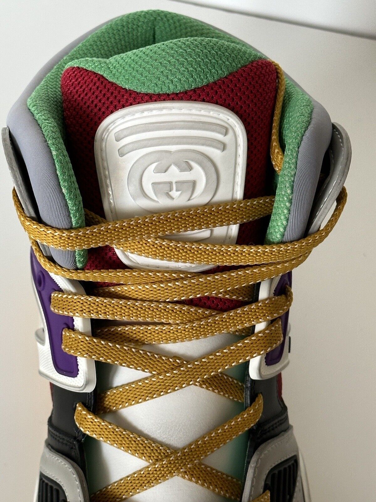 NIB Gucci Basket Demetra Leather  Multicolor High-top Sneakers 15.5 US 661303 IT
