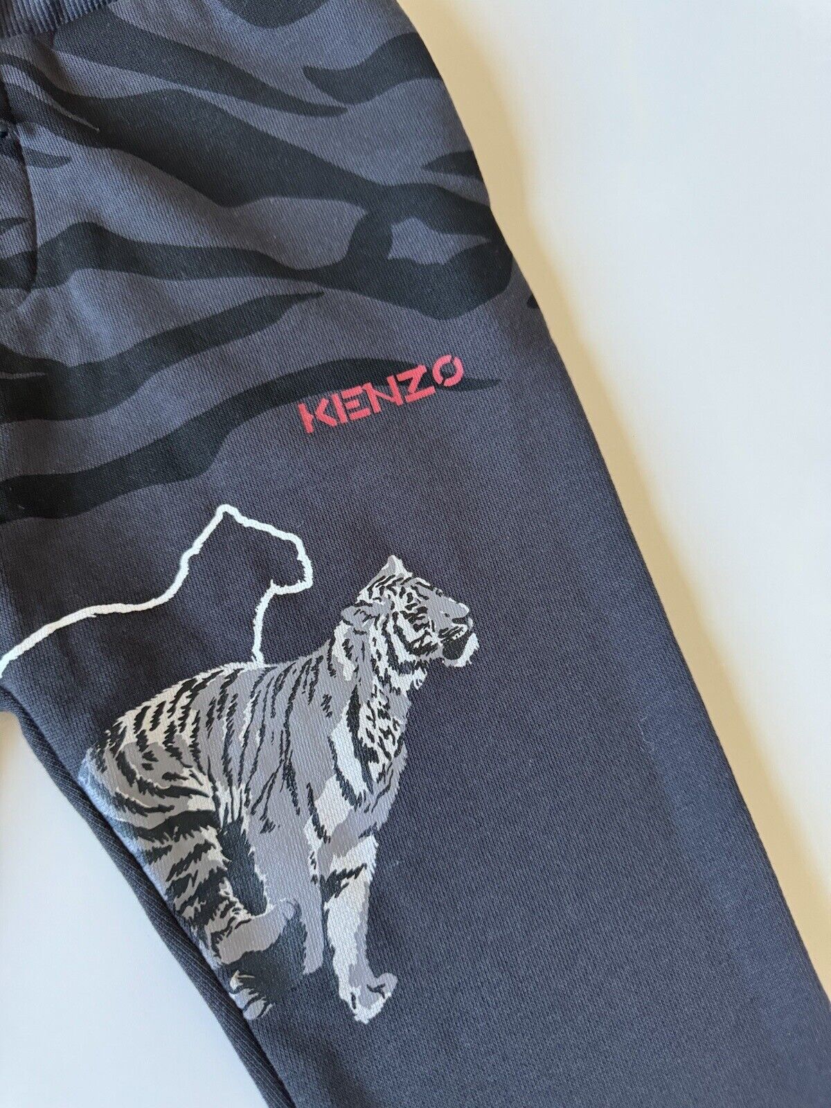 NWT Kenzo Animal Print Boys Joggers Black Size 4