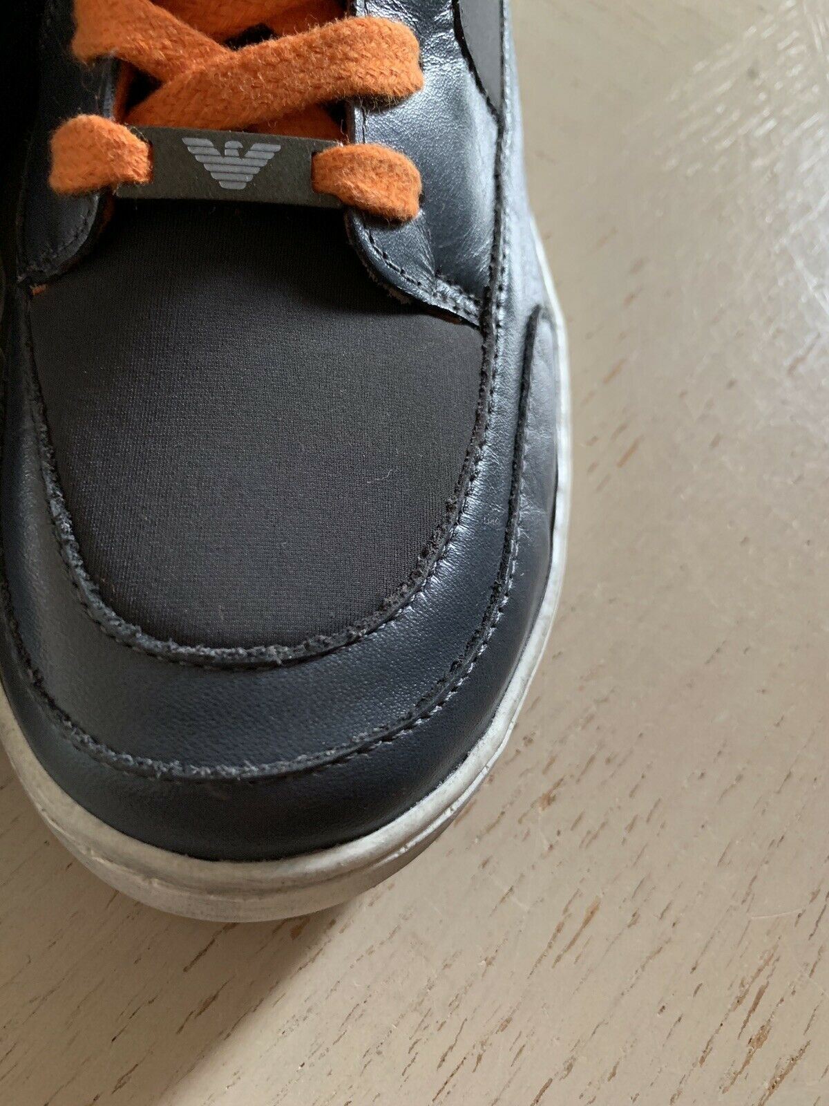 New Armani Junior Boys Leather/Nylon Sneakers Shoes Gray 2 US ( 33 Eur )