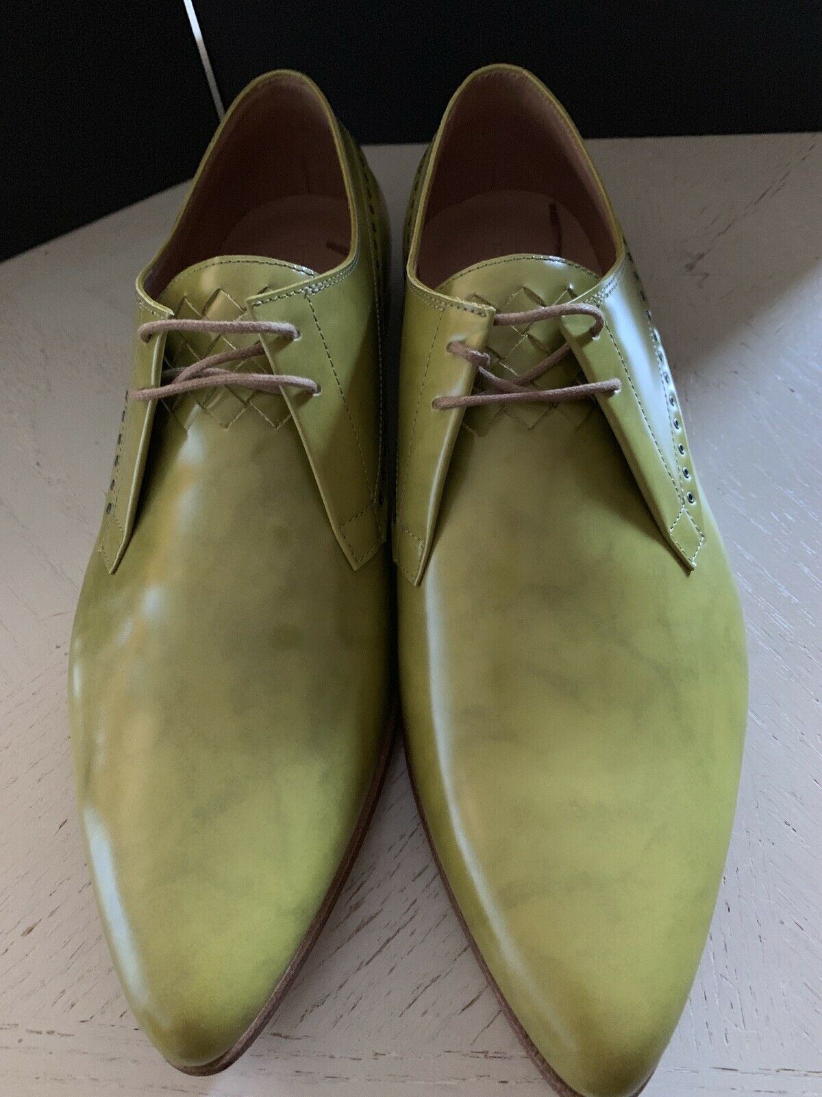 NIB $860 Bottega Veneta Mens Leather Shoes Color Chamomile 11 US ( 44 Eu ) Italy