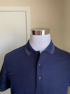 Neu mit Etikett: 390 $ Bottega Veneta Herren-Poloshirt Blau S US (46 Eu) Italien