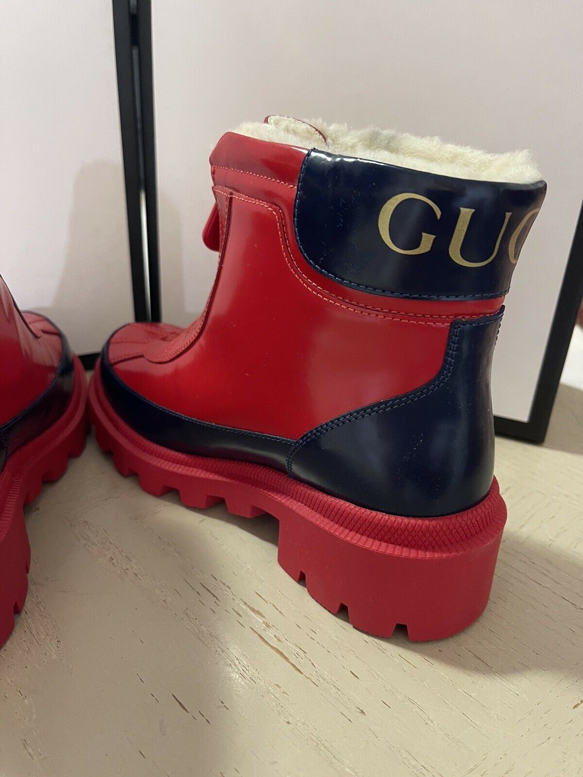 NIB Gucci Kids Lether Boot With Faux Fur Lining Red/Black 32/1 US Age 6.5