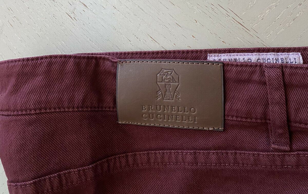 Neu mit Etikett: Brunello Cucinelli Herren-Jeanshose, Burgunderrot, 42 US (58 Eu), Italien