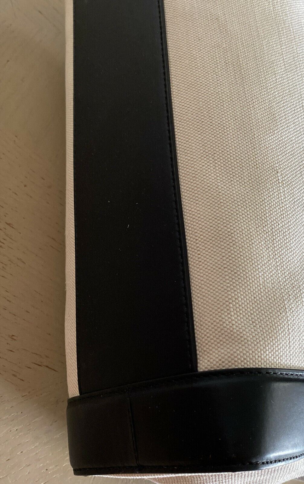 Новинка Bottega Veneta для мужчин за 2200 долларов США, сумка через плечо из кожи/холста, черная/натуральная 577360
