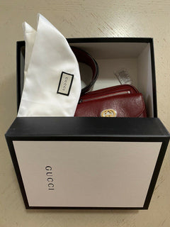 Новая кожаная поясная сумка Gucci GG Marmont Matelasse, красная 597676, размер 70/28, Италия