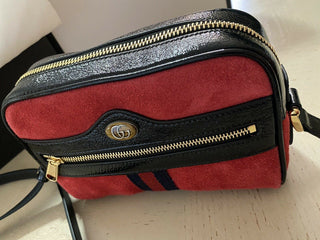 Neue Gucci GG Monogram Umhängetasche aus Leder/Wildleder Rot/Schwarz 517350