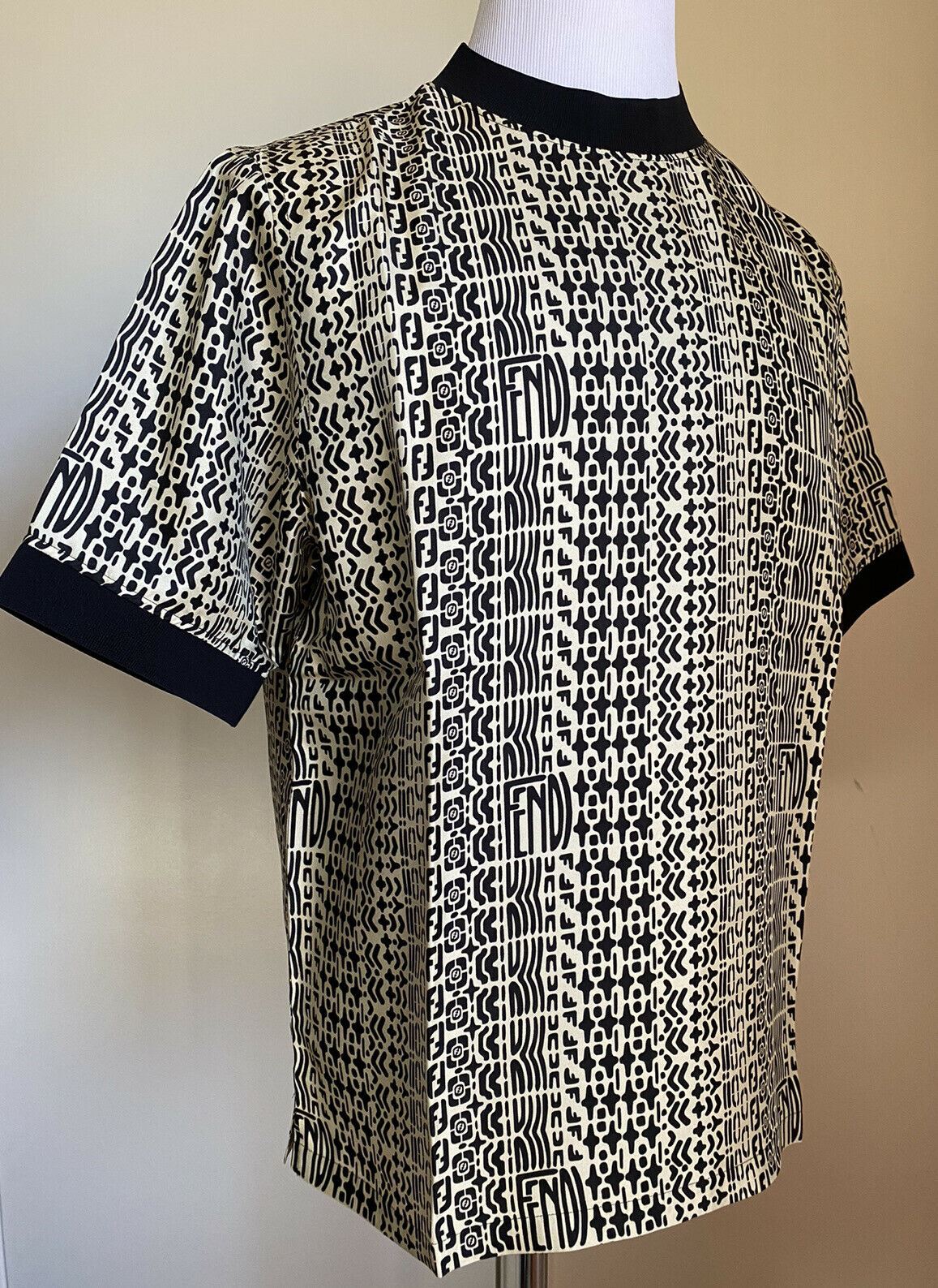 New $920 Fendi Men FF Monogram oversized Short Sleeve T Shirt S White/Black